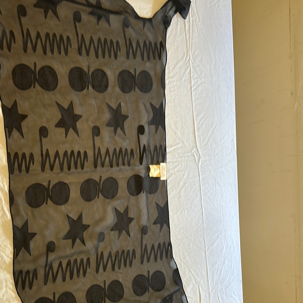 Chic Black Patterned Swim Coverup